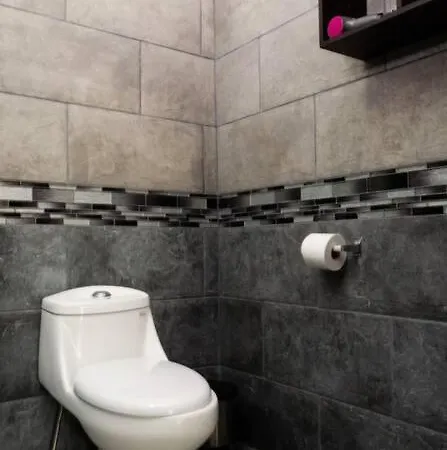 Runway Retreat Apartment Desamparados  Exterior photo